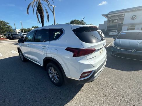 Used 2020 Hyundai Santa Fe SE FWD image 22