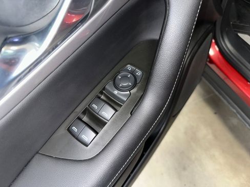 Certified 2024 Chevrolet Blazer LT w/ Convenience Package image 5