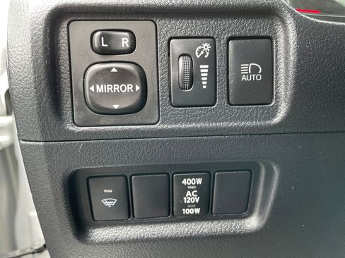 Certified 2020 Toyota 4Runner SR5 Premium AWD/4WD image 12