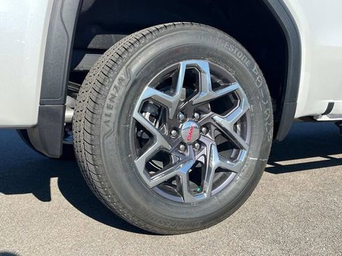 New 2025 GMC Sierra 1500 SLT w/ SLT Convenience Package image 12