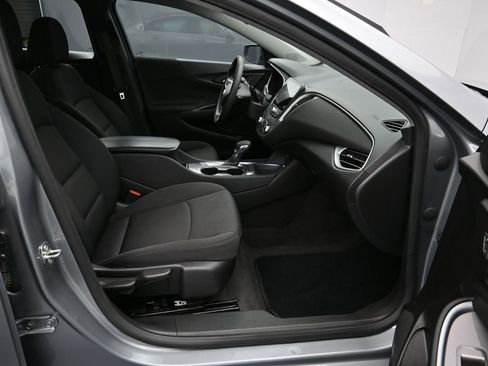 Certified 2024 Chevrolet Malibu LT image 24