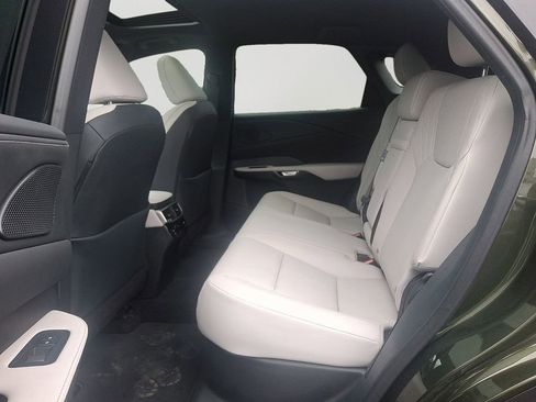 Used 2024 Lexus RX 350 Premium w/ Accessory Package (Z1) AWD/4WD image 9