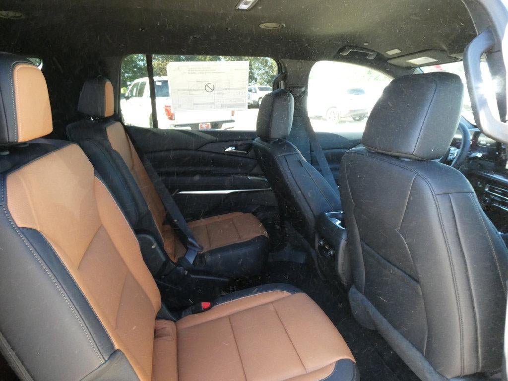New 2027 Chevrolet Traverse Z71 AWD/4WD image 11
