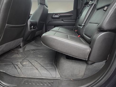 Used 2022 Chevrolet Silverado 1500 LT Trail Boss w/ LT Trail Boss Premium Package image 22