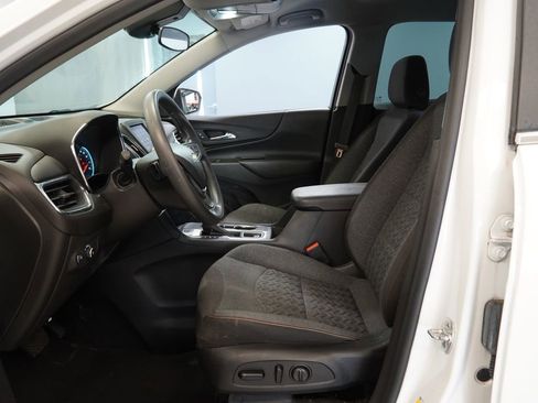Used 2023 Chevrolet Equinox LT FWD image 5