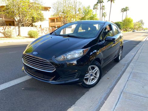 Used 2019 Ford Fiesta SE image 6