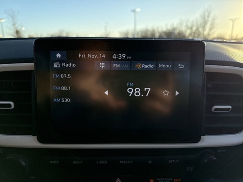 New 2026 Hyundai Venue SEL image 17