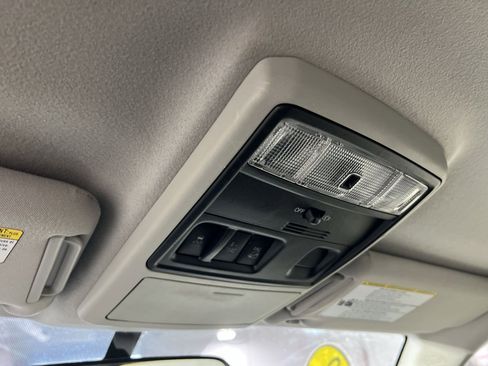 Used 2018 Toyota 4Runner SR5 image 35