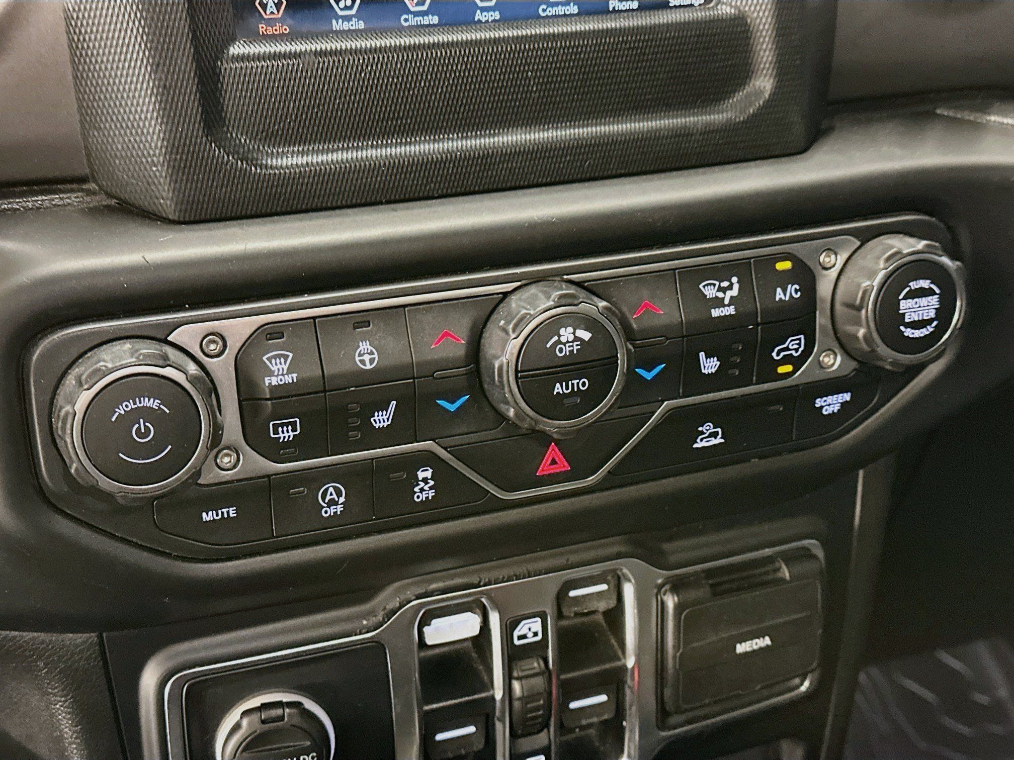 Used 2020 Jeep Gladiator Sport w/ Quick Order Package 24S AWD/4WD image 23