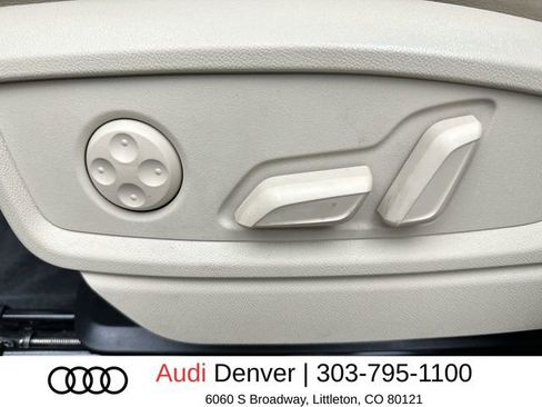 Used 2023 Audi Q5 2.0T Prestige w/ Prestige Package AWD/4WD image 12