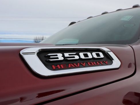 Used 2019 RAM 3500 Laramie image 10