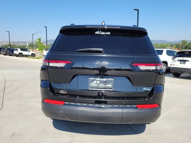 Used 2023 Jeep Grand Cherokee L Laredo AWD/4WD image 11