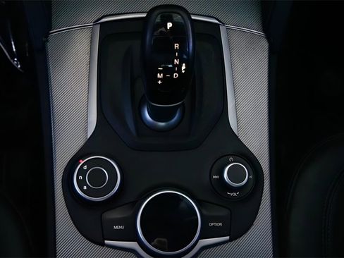 Used 2018 Alfa Romeo Stelvio Sport w/ Quick Order Package 22J Sport image 34