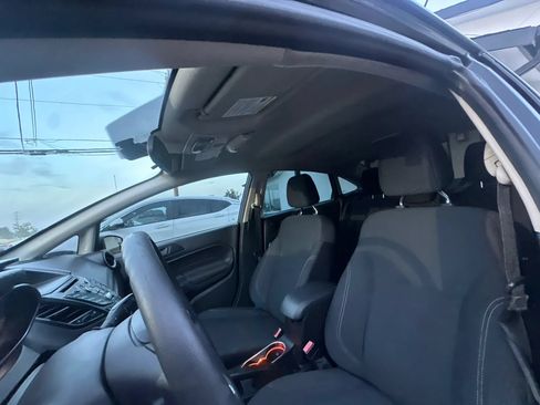 Used 2018 Ford Fiesta SE FWD image 37