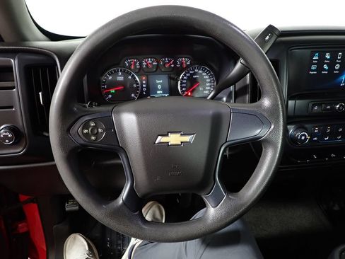 Used 2018 Chevrolet Silverado 1500 Custom w/ Custom Convenience Package RWD image 27