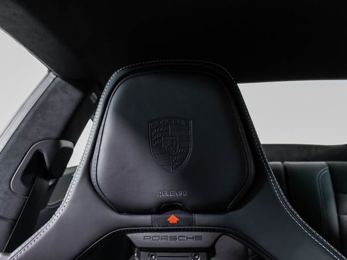 Used 2026 Porsche 911 GT3 RWD image 57