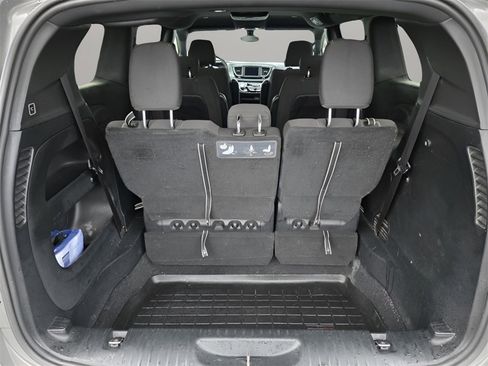 Used 2020 Chrysler Pacifica Touring w/ S Appearance Package image 14