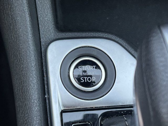 Used 2025 Nissan Sentra SV FWD image 25