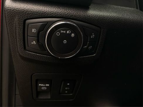 Used 2019 Ford F150 XLT w/ Equipment Group 302A Luxury AWD/4WD image 23