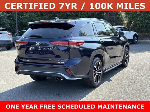 Used 2022 Toyota Highlander XSE FWD image 2