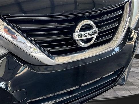 Used 2017 Nissan Altima 2.5 S w/ Power Driver Seat Package FWD image 29