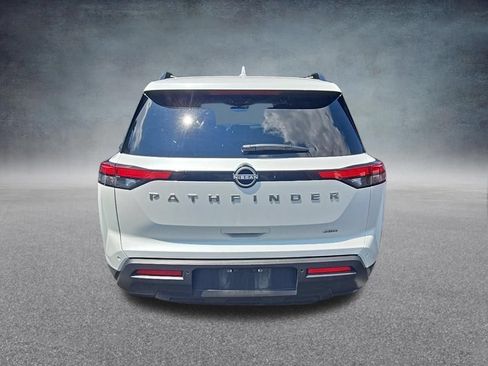 Used 2025 Nissan Pathfinder SV AWD/4WD image 5