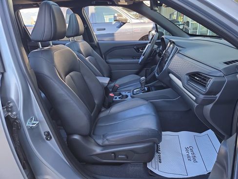 Used 2025 Subaru Forester Limited AWD/4WD image 17