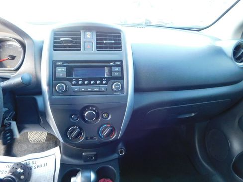 Used 2017 Nissan Versa SV image 27