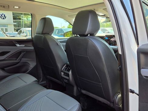 Certified 2026 Volkswagen Tiguan SE AWD/4WD image 48