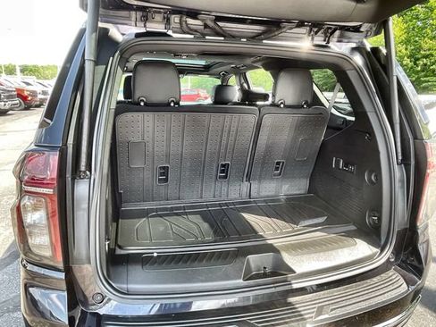 Certified 2022 Chevrolet Tahoe LT w/ Luxury Package AWD/4WD image 28