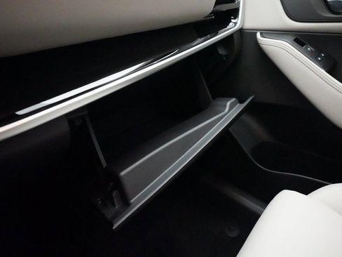 Certified 2025 Nissan Rogue SL w/ Tech Package image 30