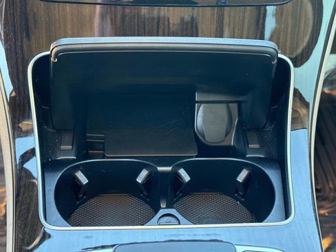 Used 2022 Mercedes-Benz GLC 300 image 29