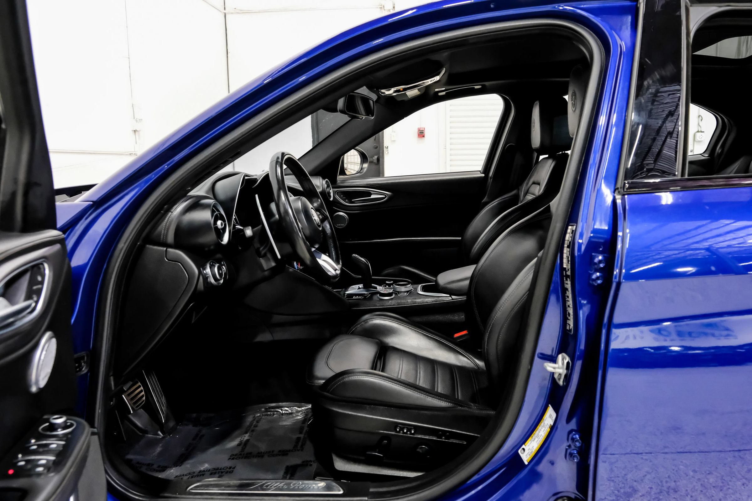 Used 2020 Alfa Romeo Giulia Ti Sport w/ Quick Order Package 22U Sport RWD image 19