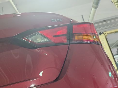 Used 2019 Nissan Altima 2.5 SR w/ SR Premium Package FWD image 4