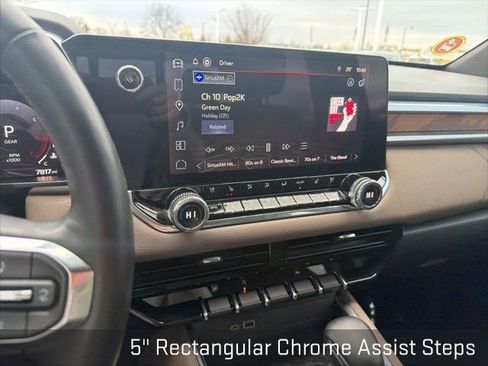 Used 2024 GMC Canyon Denali image 32