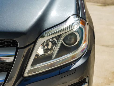 Used 2014 Mercedes-Benz GL 450 4MATIC image 8