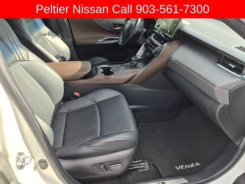Used 2021 Toyota Venza XLE w/ Softex Package AWD/4WD image 11