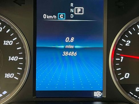 Certified 2022 Mercedes-Benz GLC 300 4MATIC Coupe image 27