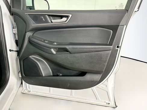 Used 2023 Ford Edge SEL image 31