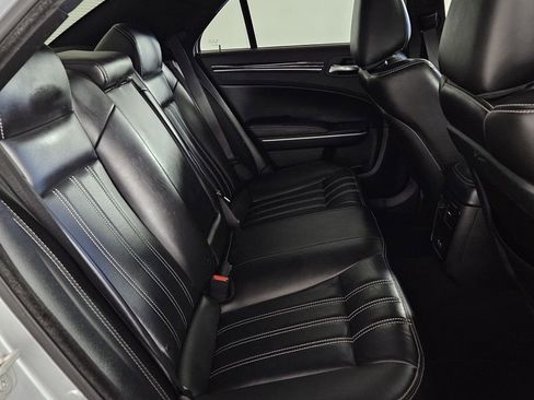 Used 2023 Chrysler 300 S image 31