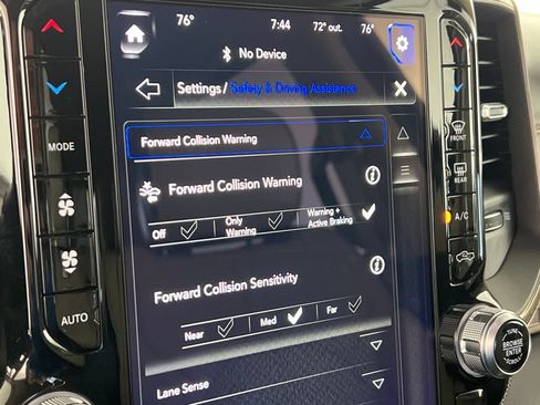 Used 2020 RAM 1500 Limited RWD image 34