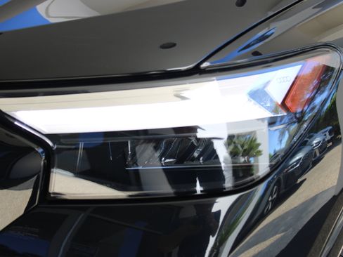 Used 2023 Audi Q4 e-tron Premium Plus w/ Premium Plus AWD/4WD image 13