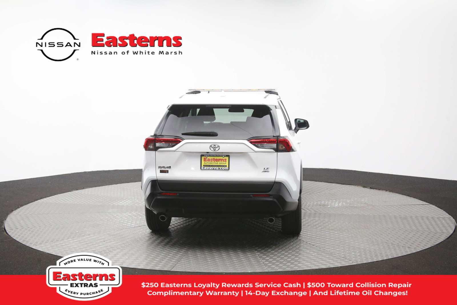 Used 2023 Toyota RAV4 LE AWD/4WD image 36