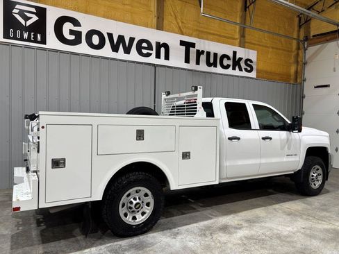 Used 2019 Chevrolet Silverado 2500 W/T w/ WT Convenience Package AWD/4WD image 6