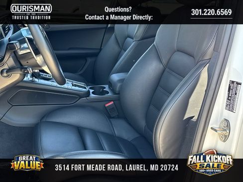 Used 2021 Porsche Macan AWD/4WD image 6