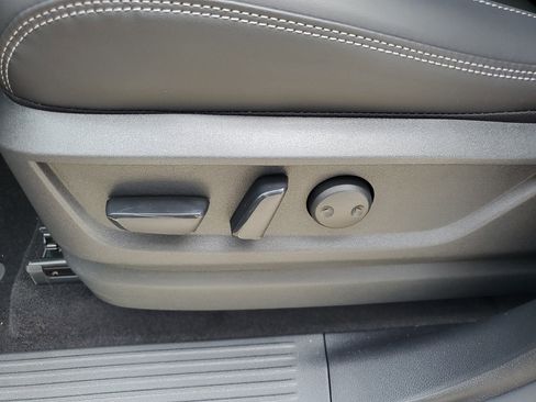 New 2025 Nissan Armada SL w/ Captain's Chari Seat Package image 14