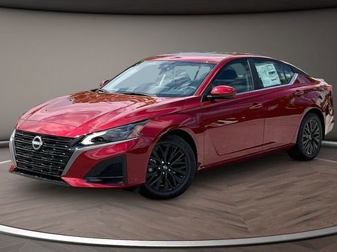 New 2026 Nissan Altima 2.5 SV w/ SV Special Edition Package FWD image 1