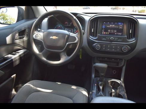 Used 2020 Chevrolet Colorado W/T w/ WT Convenience Package AWD/4WD image 29