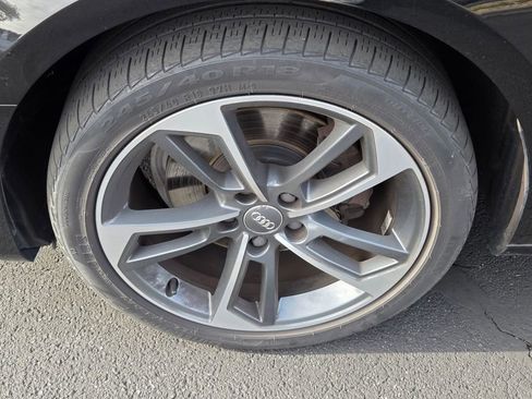 Used 2019 Audi A4 2.0T Premium image 9