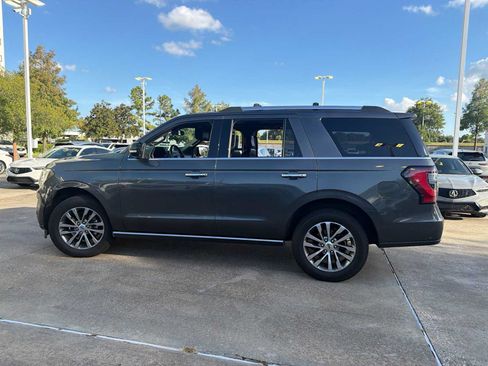Used 2018 Ford Expedition Limited w/ Equipment Group 301A RWD image 8